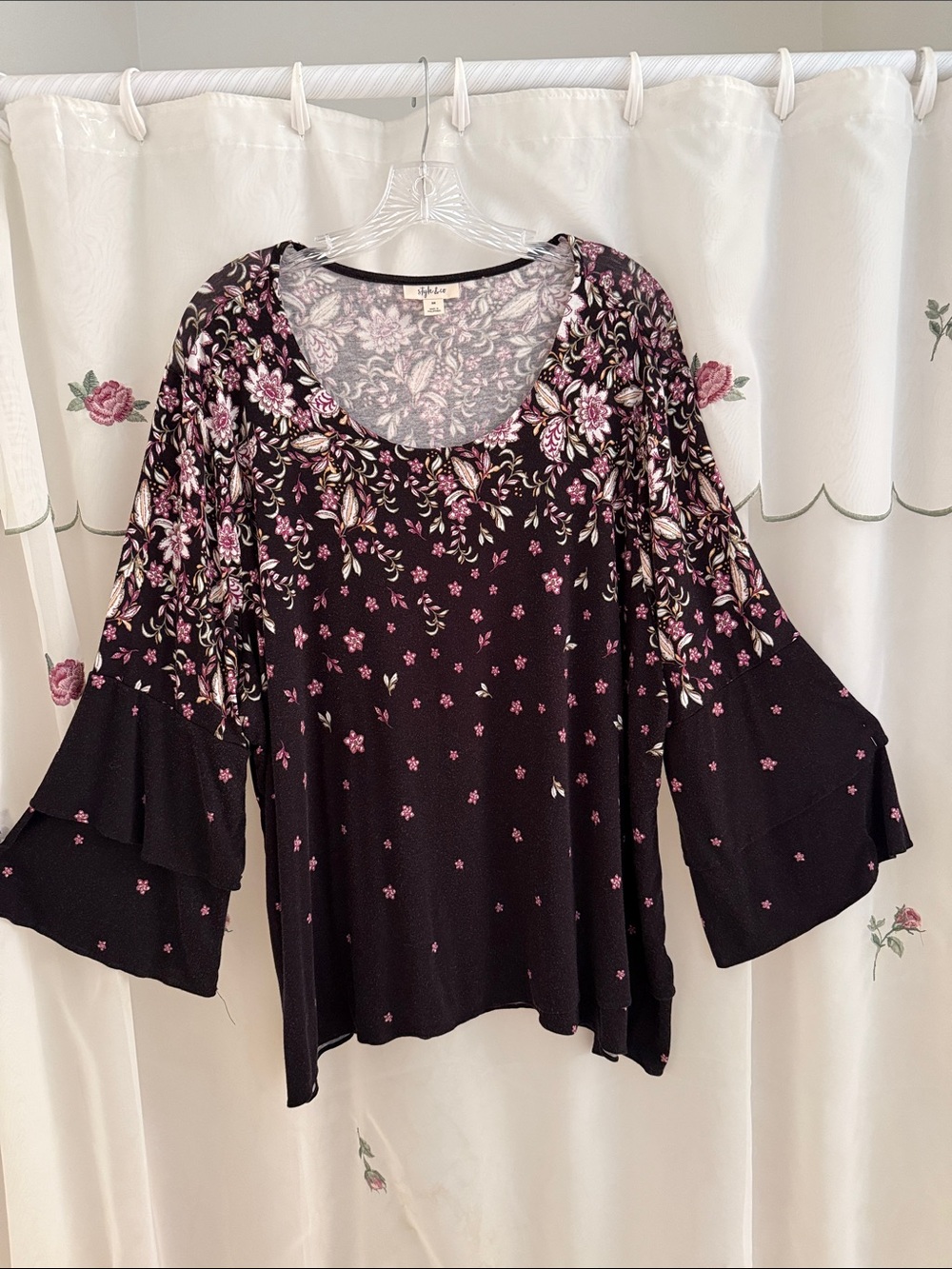 Style & Co. Black w/Wine Colored Floral Pattern Tunic with BellSleeves
